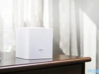 網(wǎng)上買的路由器怎么安裝？首先解壓設(shè)備，然后連接電源和網(wǎng)線，根據(jù)說明書配置WiFi即可。-路由網(wǎng)