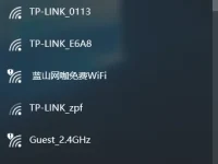 Win10刪除WiFi熱點配置步驟：控制面板→網(wǎng)絡和共享中心→管理無線網(wǎng)絡→選擇熱點→刪除。-路由網(wǎng)